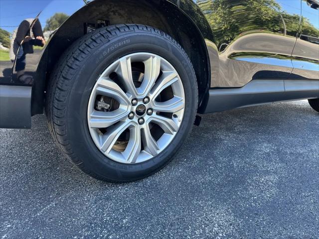 2023 Ford Edge Titanium