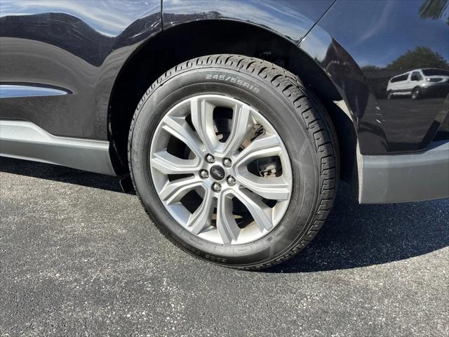 2023 Ford Edge Titanium