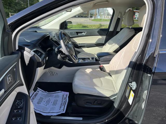 2023 Ford Edge Titanium
