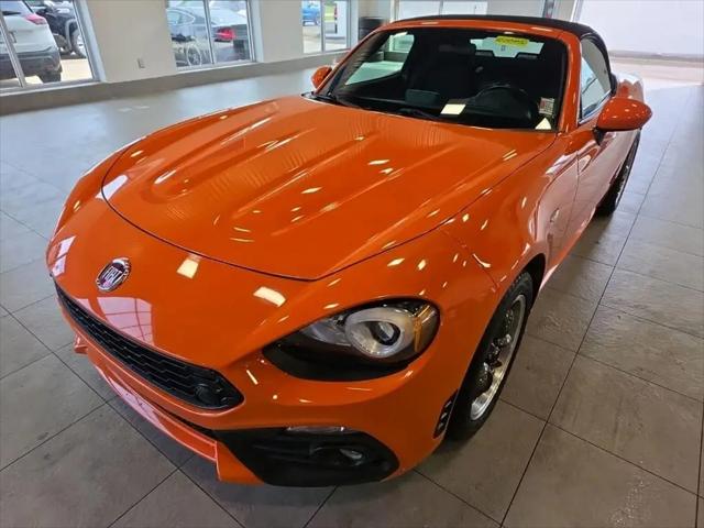 2017 Fiat 124 Spider Classica for sale in Sterling Heights, MI