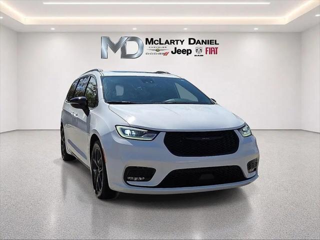 2025 Chrysler Pacifica Limited for sale in Springdale, AR