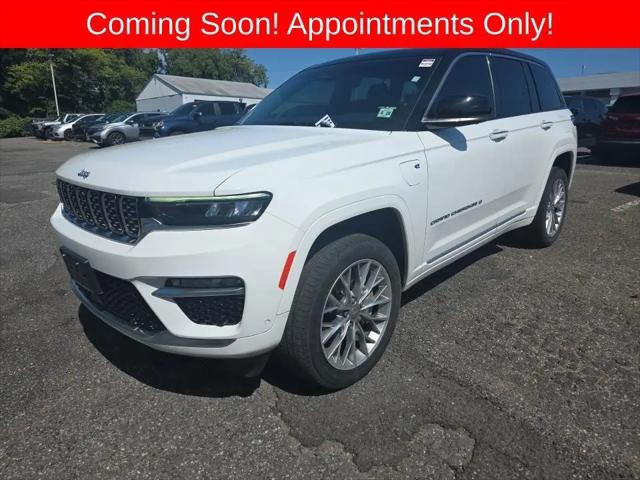 2022 Jeep Grand Cherokee Summit 4x4 for sale in Westfield, IN