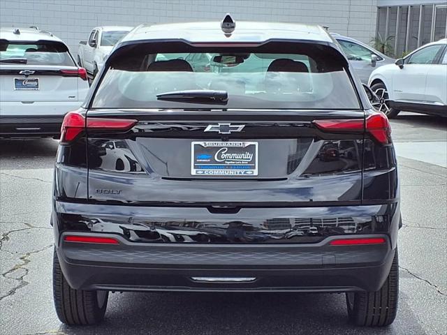 2027 Chevrolet Bolt LT FWD