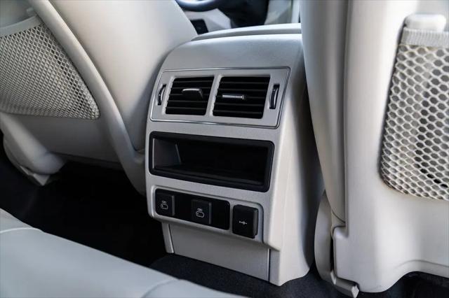 2025 Jaguar F-PACE R-Dynamic S P400 AWD Automatic