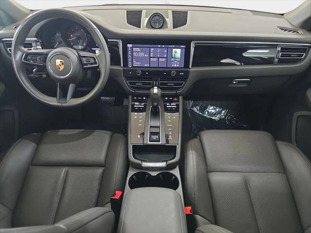 2023 Porsche Macan Macan