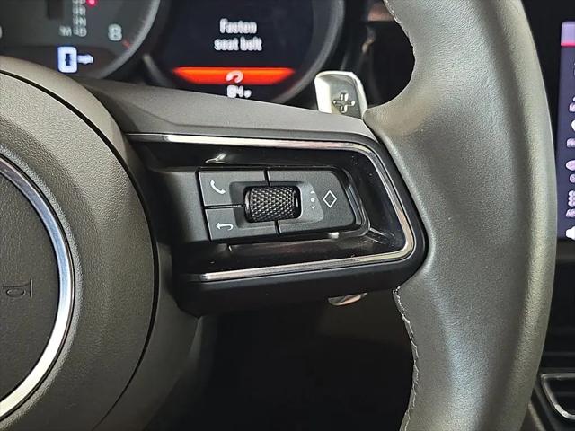 2023 Porsche Macan Macan