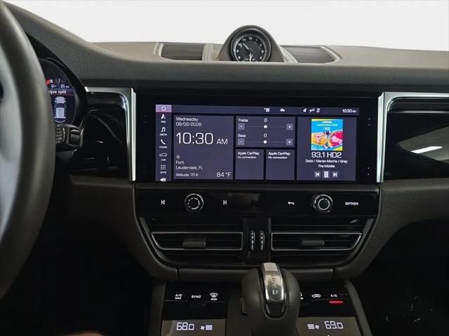 2023 Porsche Macan Macan