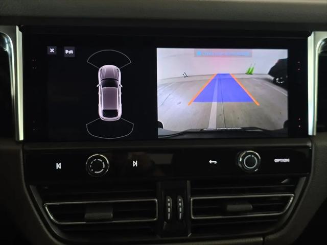 2023 Porsche Macan Macan