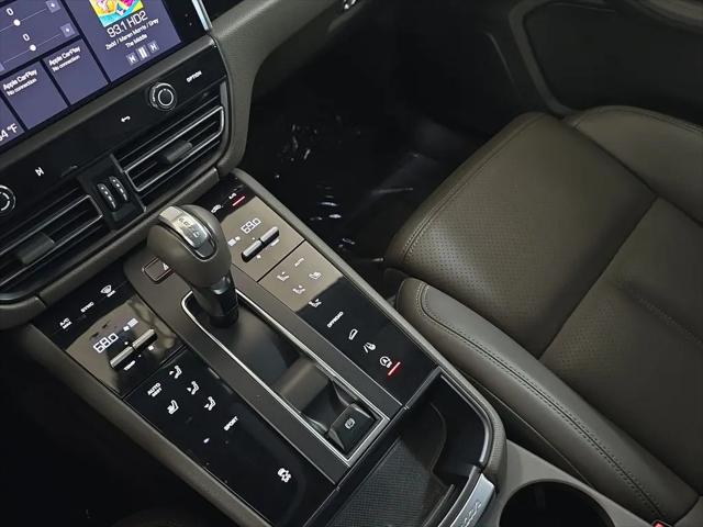 2023 Porsche Macan Macan