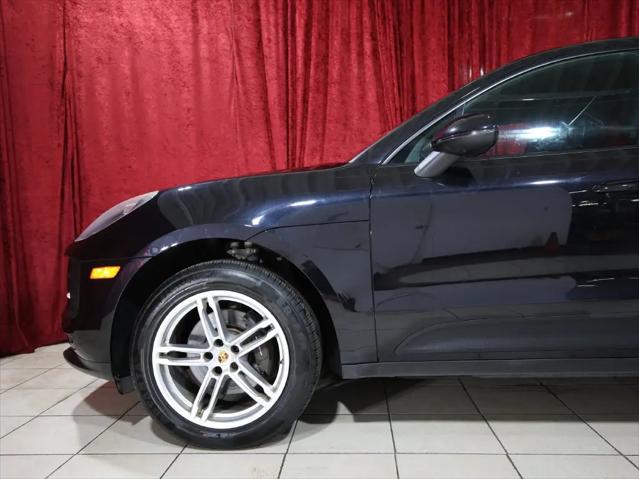 2019 Porsche Macan Macan