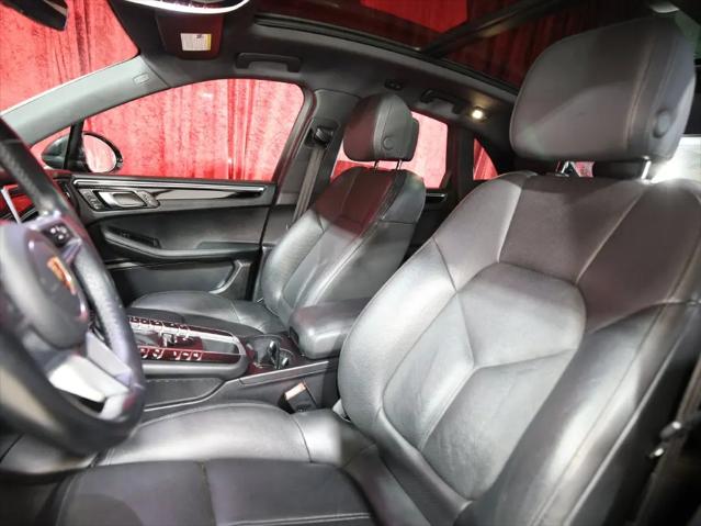 2019 Porsche Macan Macan