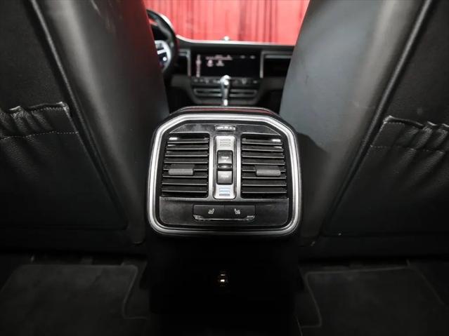 2019 Porsche Macan Macan