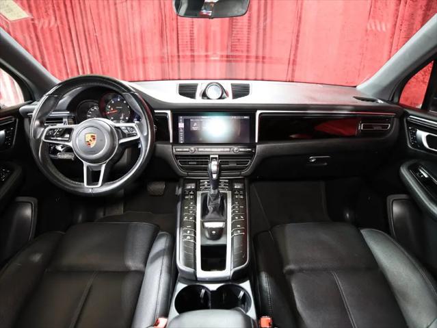 2019 Porsche Macan Macan