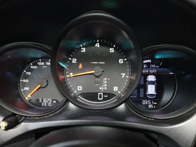 2019 Porsche Macan Macan