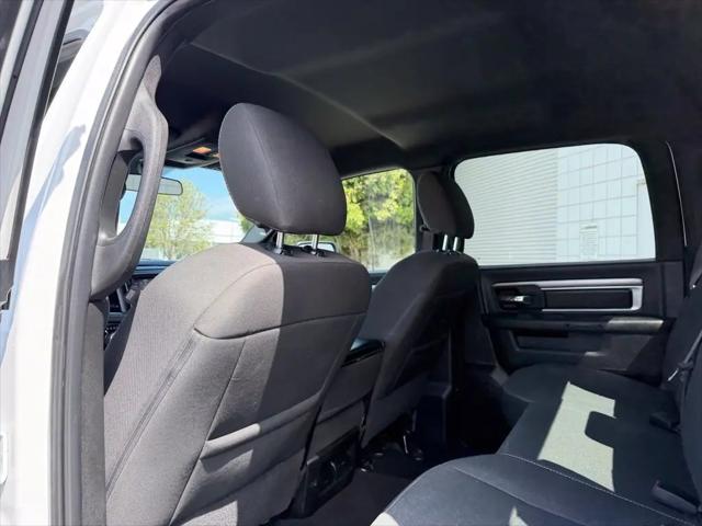 2024 Ram 1500 Classic Warlock Crew Cab 4x2 57 Box