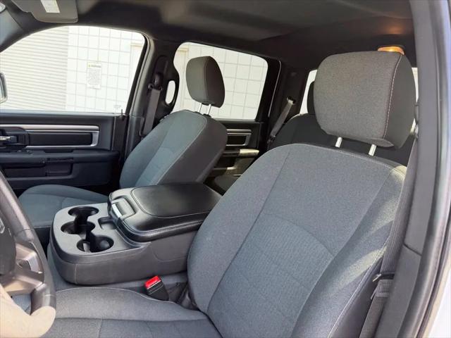 2024 Ram 1500 Classic Warlock Crew Cab 4x2 57 Box