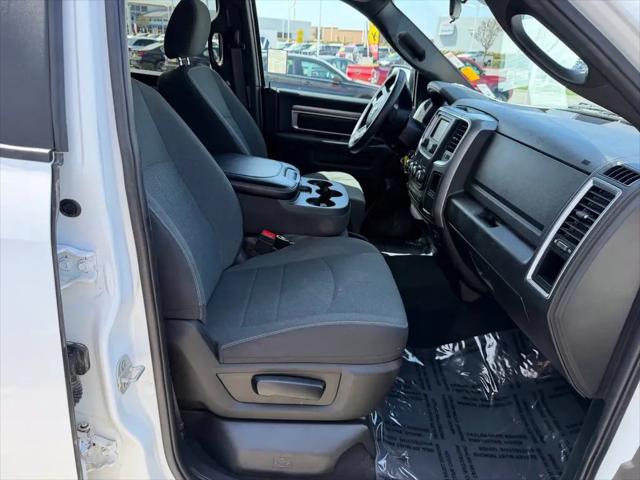 2024 Ram 1500 Classic Warlock Crew Cab 4x2 57 Box