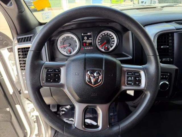 2024 Ram 1500 Classic Warlock Crew Cab 4x2 57 Box
