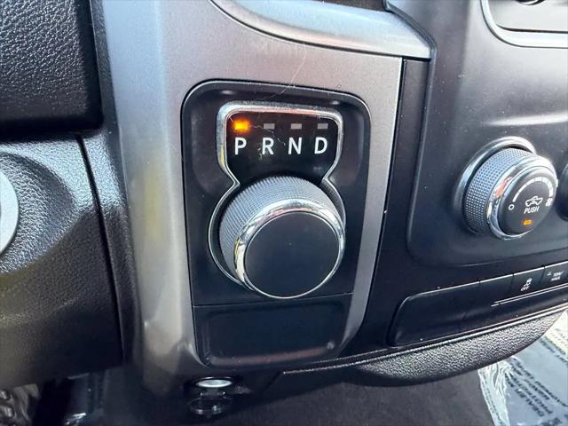 2024 Ram 1500 Classic Warlock Crew Cab 4x2 57 Box