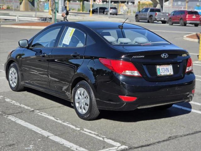 2016 Hyundai Accent SE