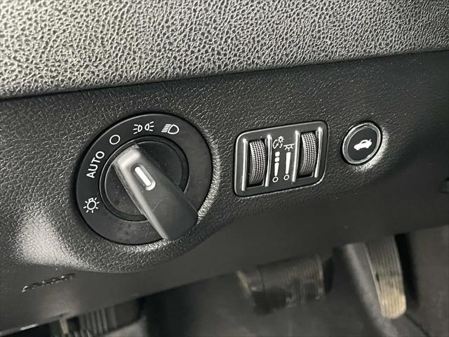 2021 Dodge Charger SXT RWD