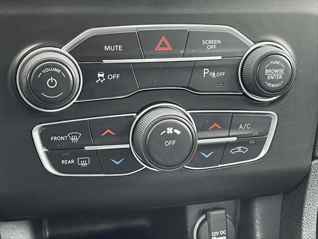 2021 Dodge Charger SXT RWD