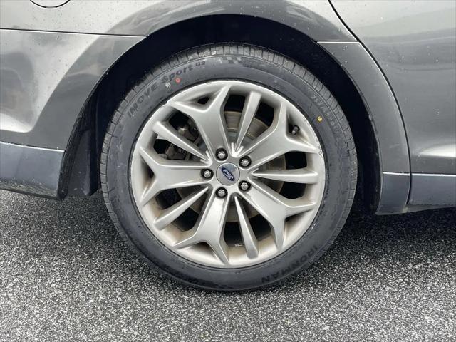 2016 Ford Taurus Limited