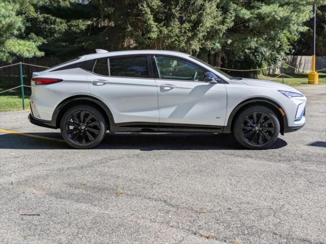 2026 Buick NV Sport Touring FWD