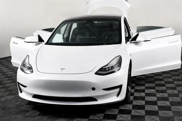2020 Tesla Model 3 Standard Range Rear-Wheel Drive