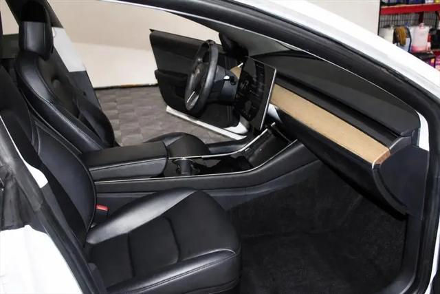 2020 Tesla Model 3 Standard Range Rear-Wheel Drive