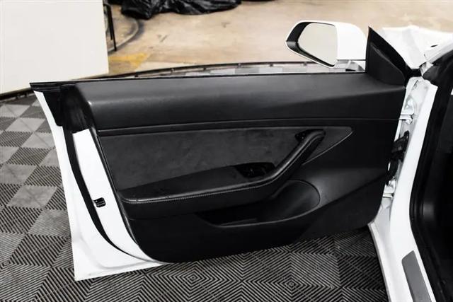 2020 Tesla Model 3 Standard Range Rear-Wheel Drive