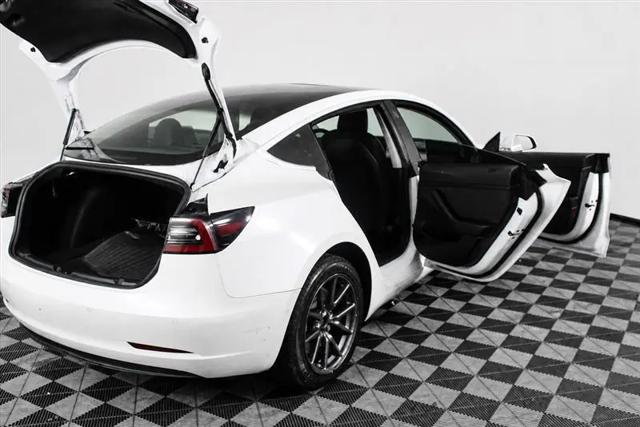 2020 Tesla Model 3 Standard Range Rear-Wheel Drive