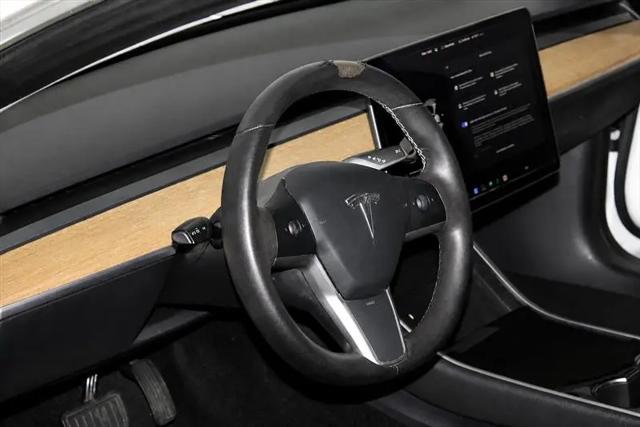 2020 Tesla Model 3 Standard Range Rear-Wheel Drive