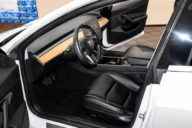 2020 Tesla Model 3 Standard Range Rear-Wheel Drive