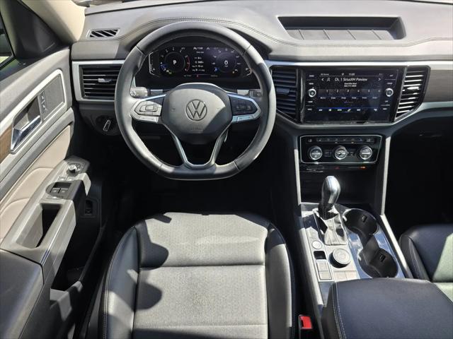 2023 Volkswagen Atlas 3.6L V6 SE w/Technology