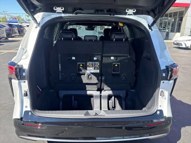2026 Toyota Sienna Platinum