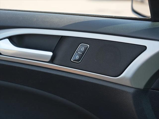 2020 Ford Fusion Hybrid SE