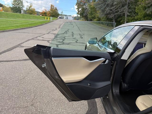 2015 Tesla Model S P85D