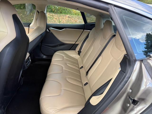 2015 Tesla Model S P85D