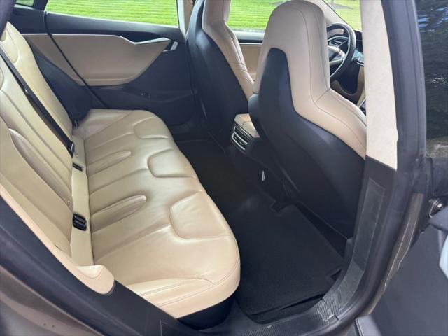 2015 Tesla Model S P85D