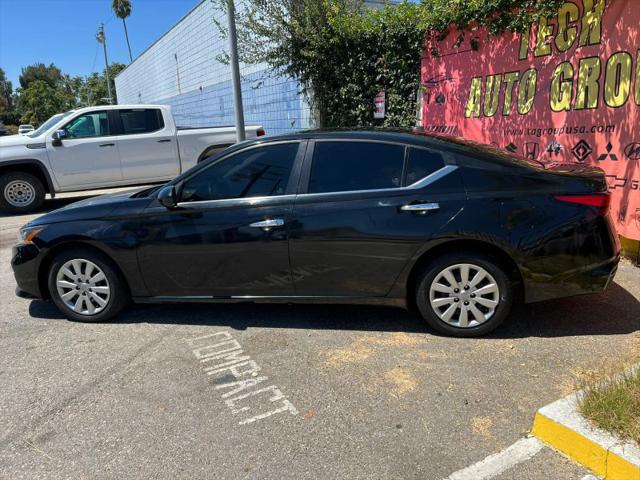 2021 Nissan Altima SV FWD