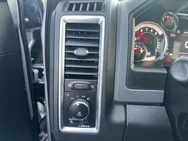 2017 Ram 1500 Big Horn Crew Cab 4x2 57 Box