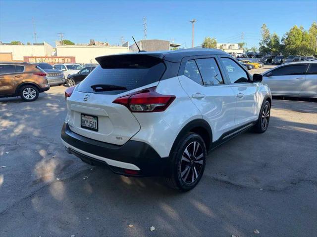 2019 Nissan Kicks SR