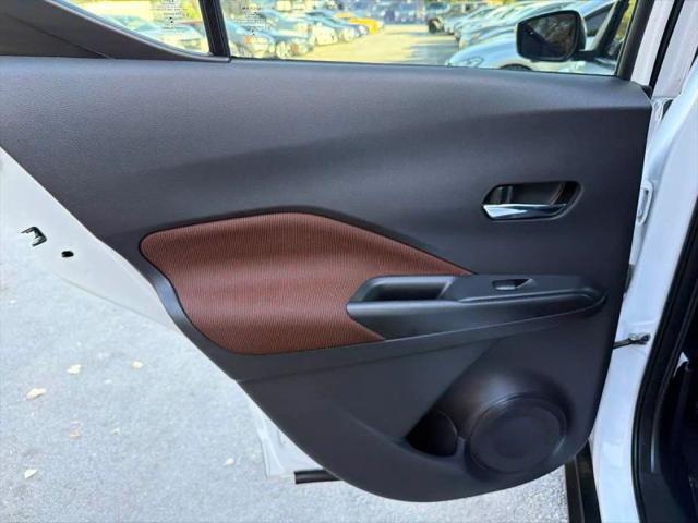 2019 Nissan Kicks SR