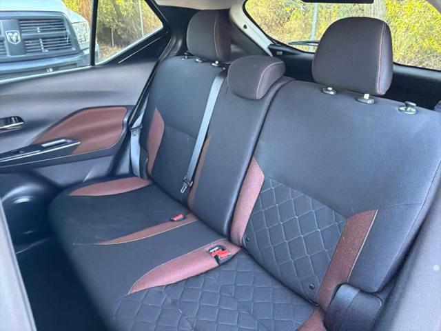 2019 Nissan Kicks SR