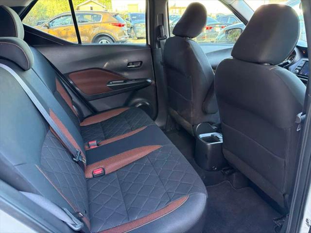 2019 Nissan Kicks SR
