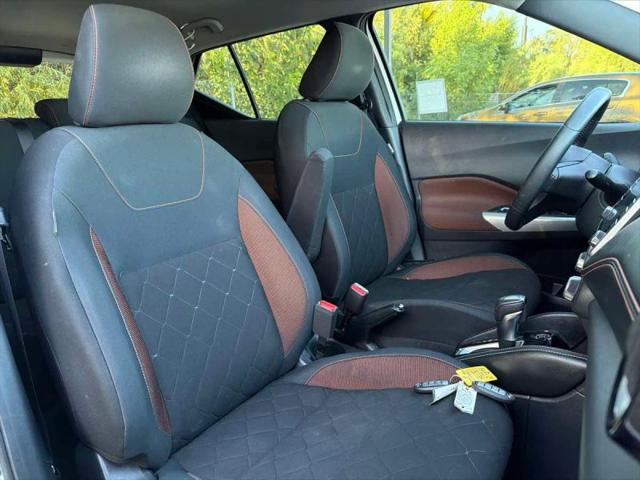 2019 Nissan Kicks SR
