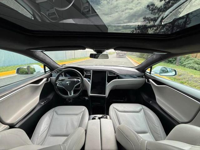 2016 Tesla Model S 70D