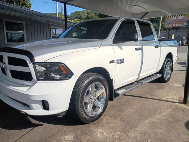 2017 Ram 1500 Express Crew Cab 4x4 57 Box for sale in Knoxville, TN