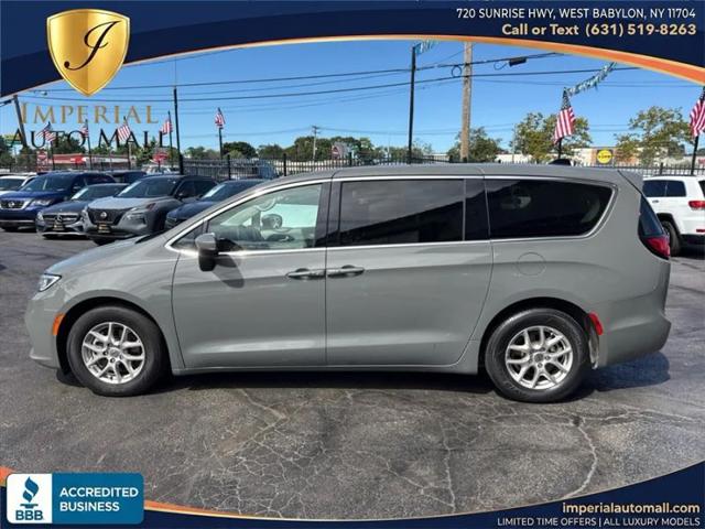 2023 Chrysler Pacifica Touring L